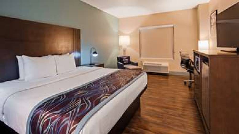 Best Western Plus New Barstow Inn & Suites 9