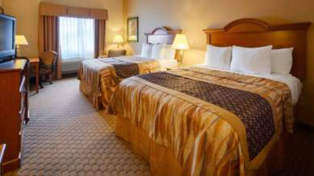 Best Western Plus New Caney Inn & Suites 8