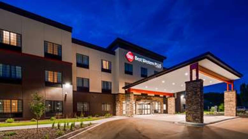 Best Western Plus New Richmond Inn & Suites 1