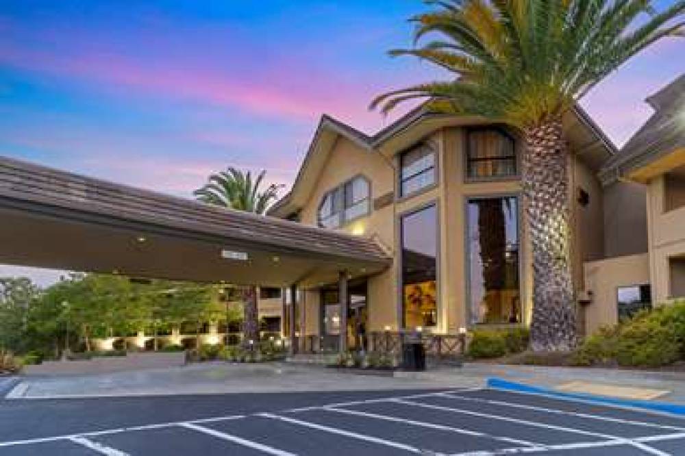 Best Western Plus Novato Oaks Inn 1