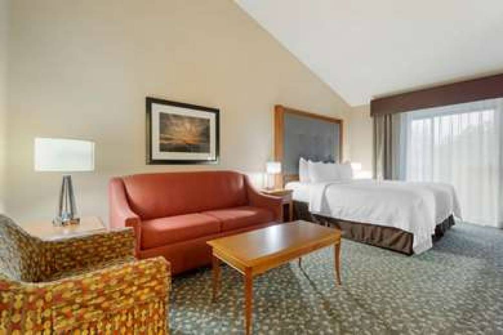 Best Western Plus Oak Harbor Hotel & Conference Center 7