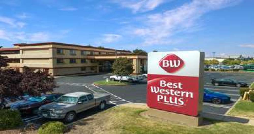 Best Western Plus Orchid Hotel & Suites 1