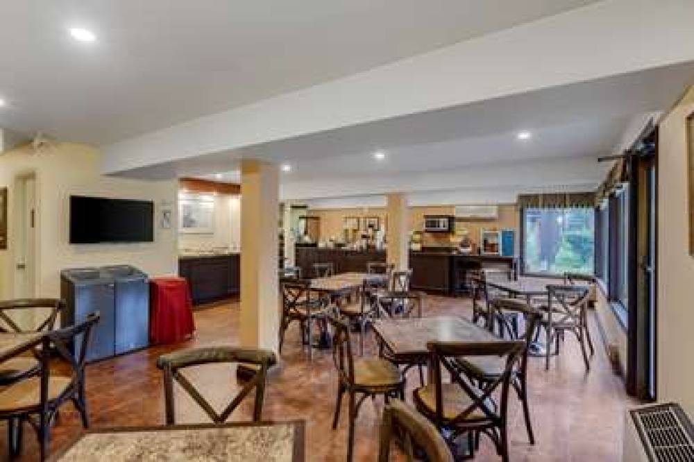 Best Western Plus Otonabee Inn 7