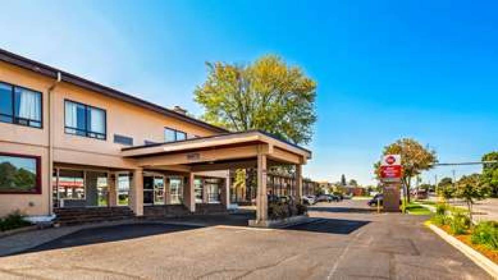 Best Western Plus Ottawa Kanata Hotel & Conference Centre 1