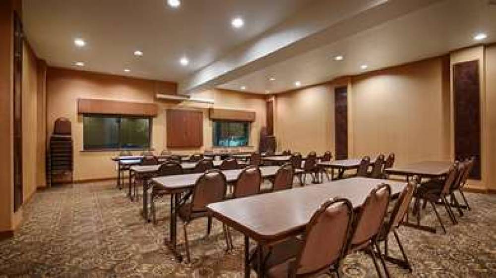 Best Western Plus Palo Alto Inn & Suites 8