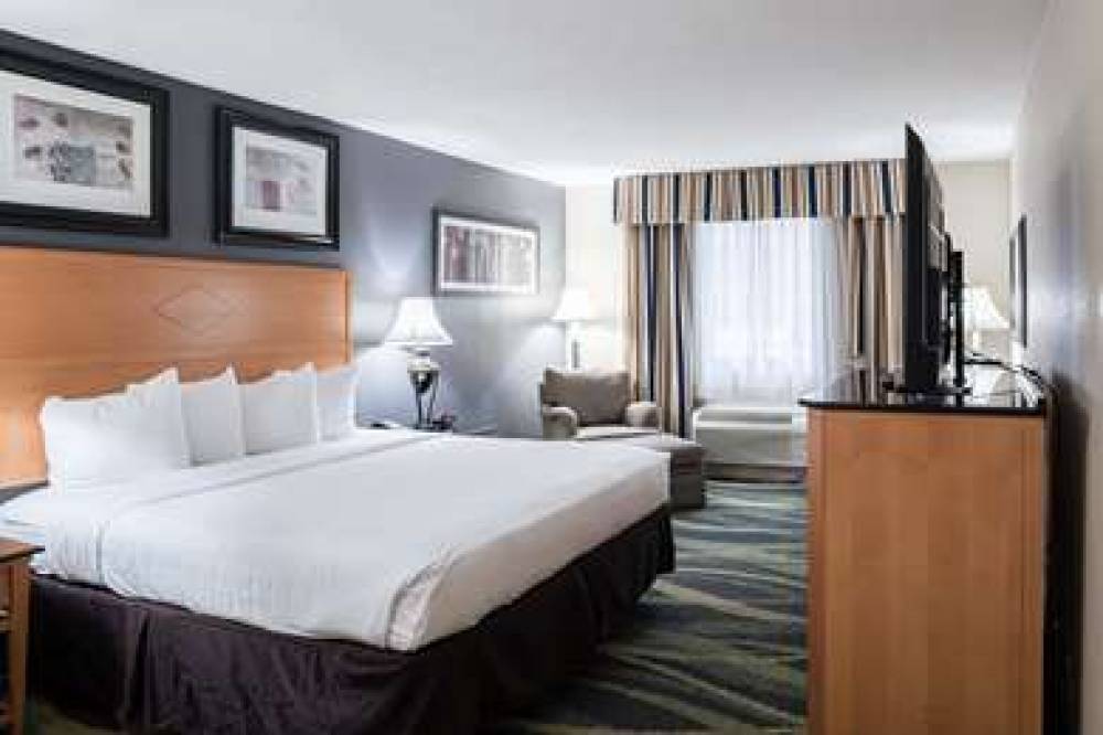 Best Western Plus Philadelphia Bensalem Hotel 4