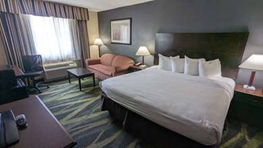 Best Western Plus Philadelphia Bensalem Hotel 5