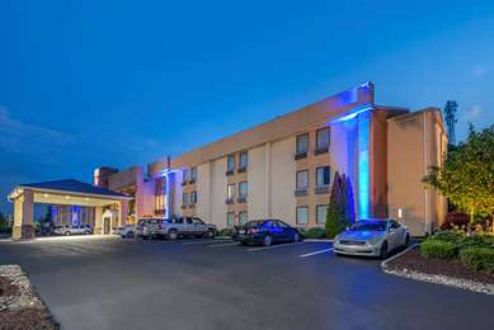 Best Western Plus Poconos Hotel