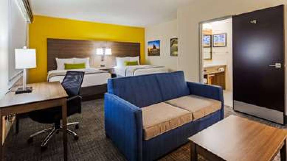 Best Western Plus Portales Inn 9