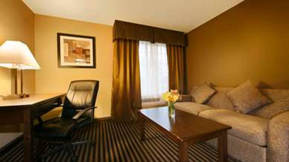 Best Western Plus Prairie Inn 10