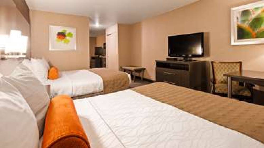 Best Western Plus Rama Inn & Suites 6