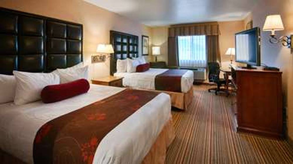 Best Western Plus Rama Inn & Suites 7