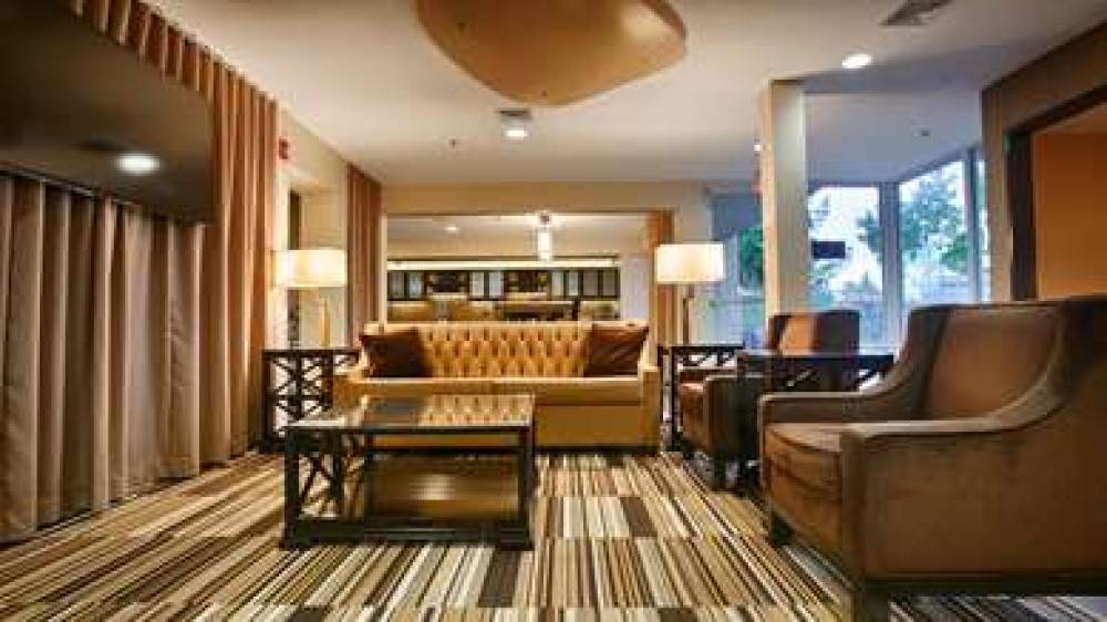 Best Western Plus Rancho Cordova Inn 6