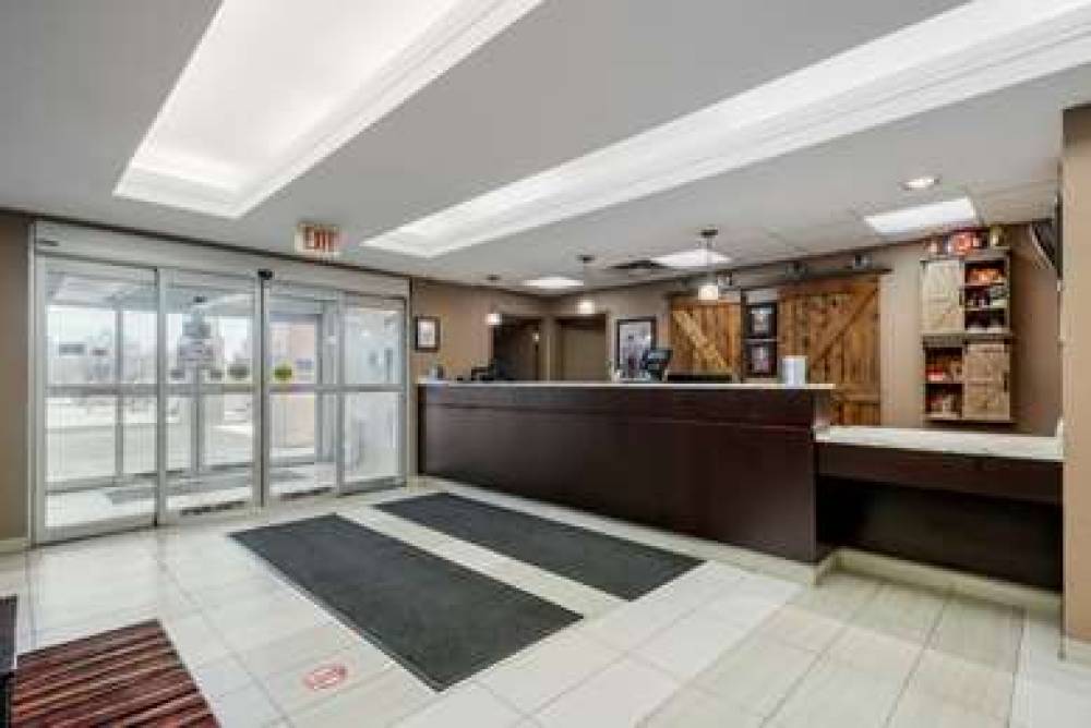 Best Western Plus Red Deer Inn & Suites 2