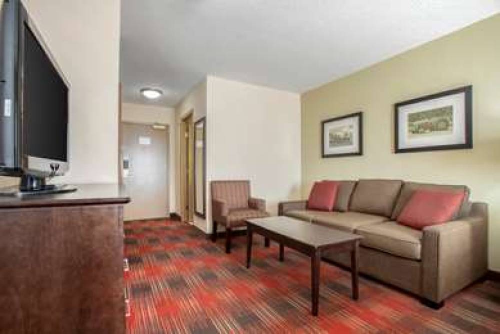 Best Western Plus Red Deer Inn & Suites 5