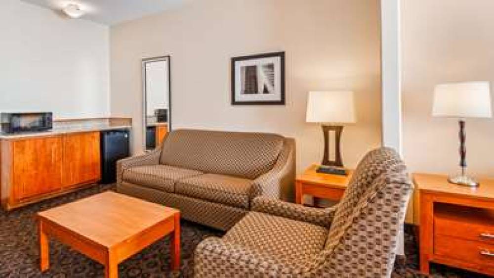 Best Western Plus Rose City Conference Center Inn 4