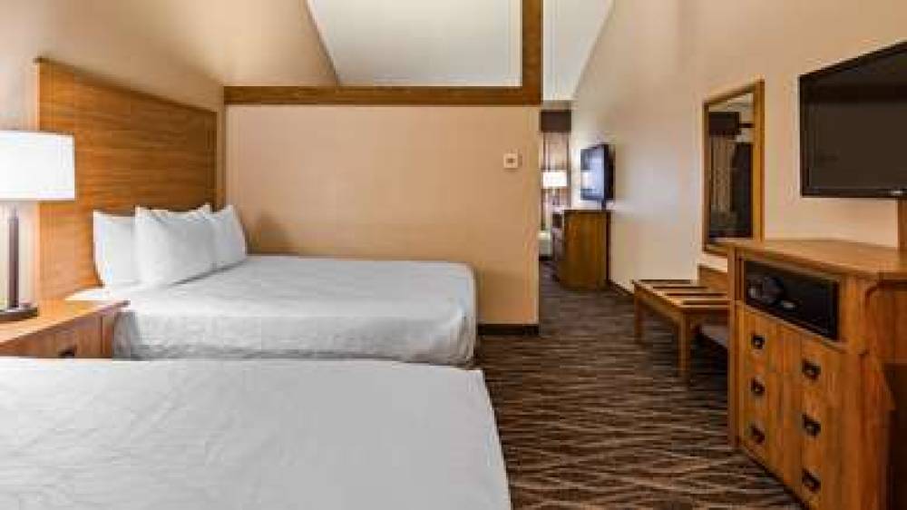 Best Western Plus Saddleback Inn & Conference Center 6