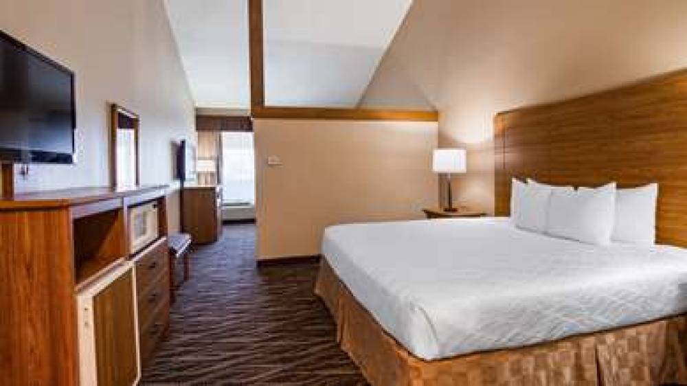 Best Western Plus Saddleback Inn & Conference Center 7