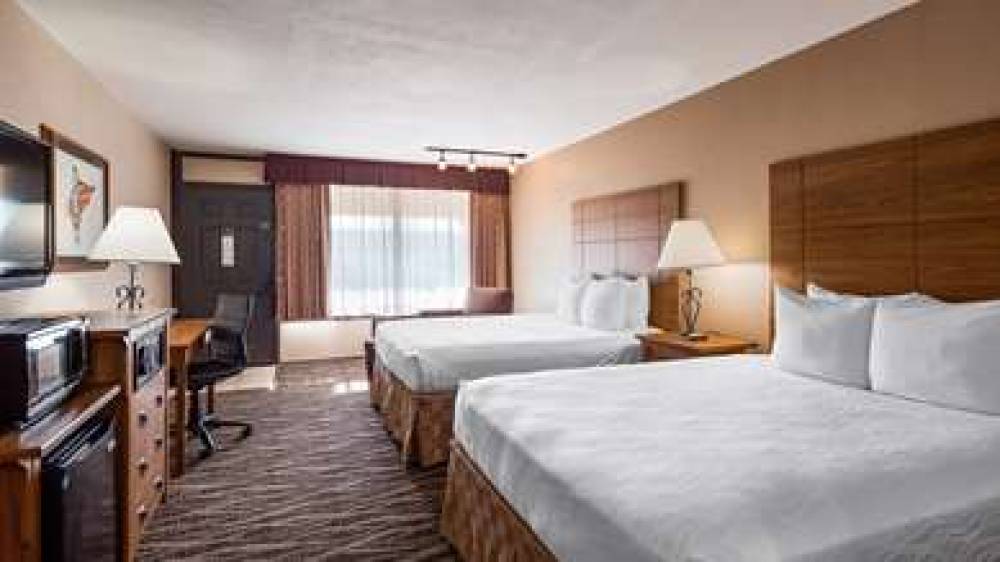 Best Western Plus Saddleback Inn & Conference Center 2