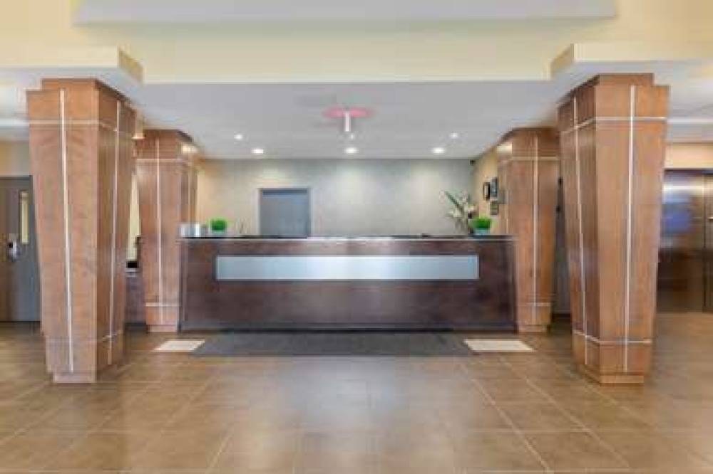 Best Western Plus Saint John Hotel & Suites 10