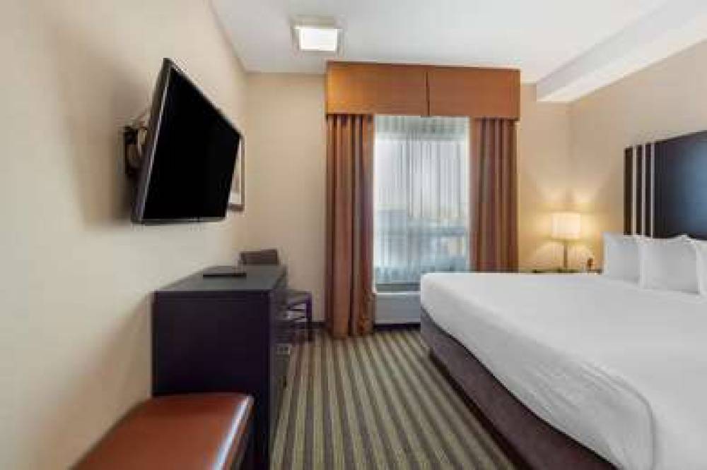 Best Western Plus Sherwood Park Inn & Suites 8