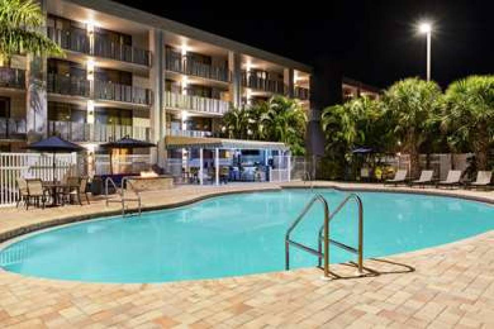 Best Western Plus Siesta Key Gateway 7