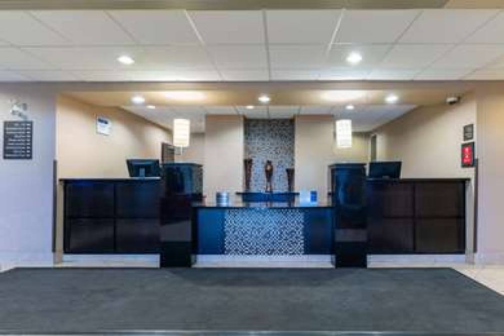 Best Western Plus South Edmonton Inn & Suites 8