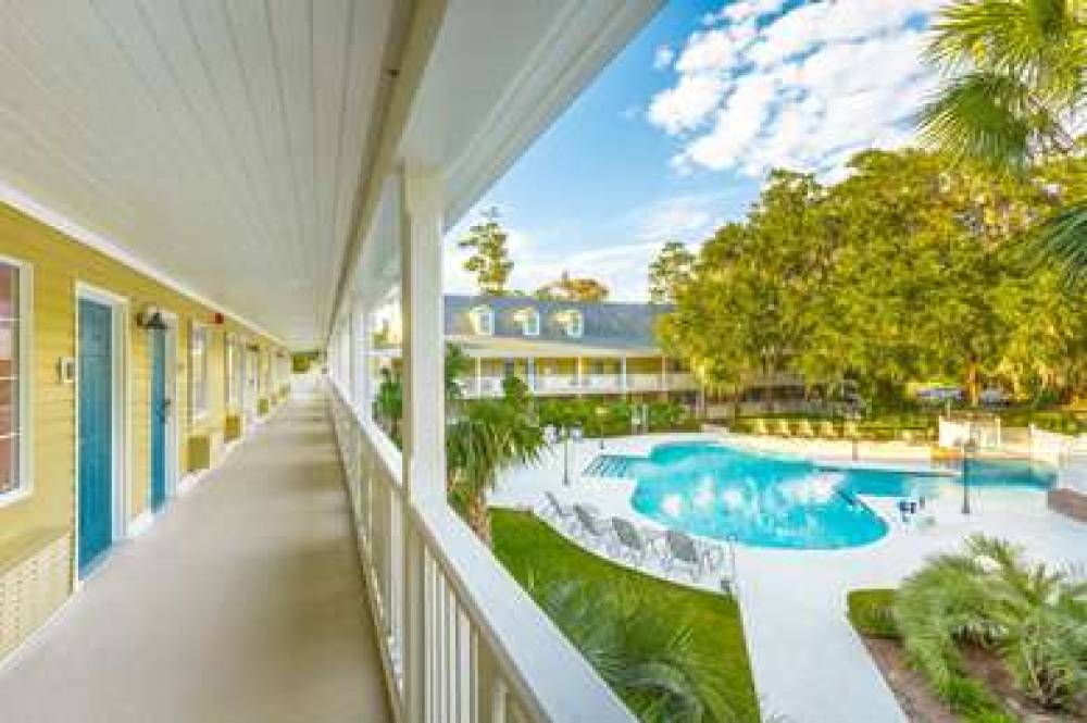 Best Western Plus St. Simons 6