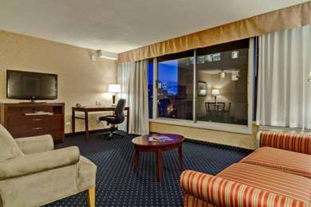 Best Western Plus Suites Downtown 8