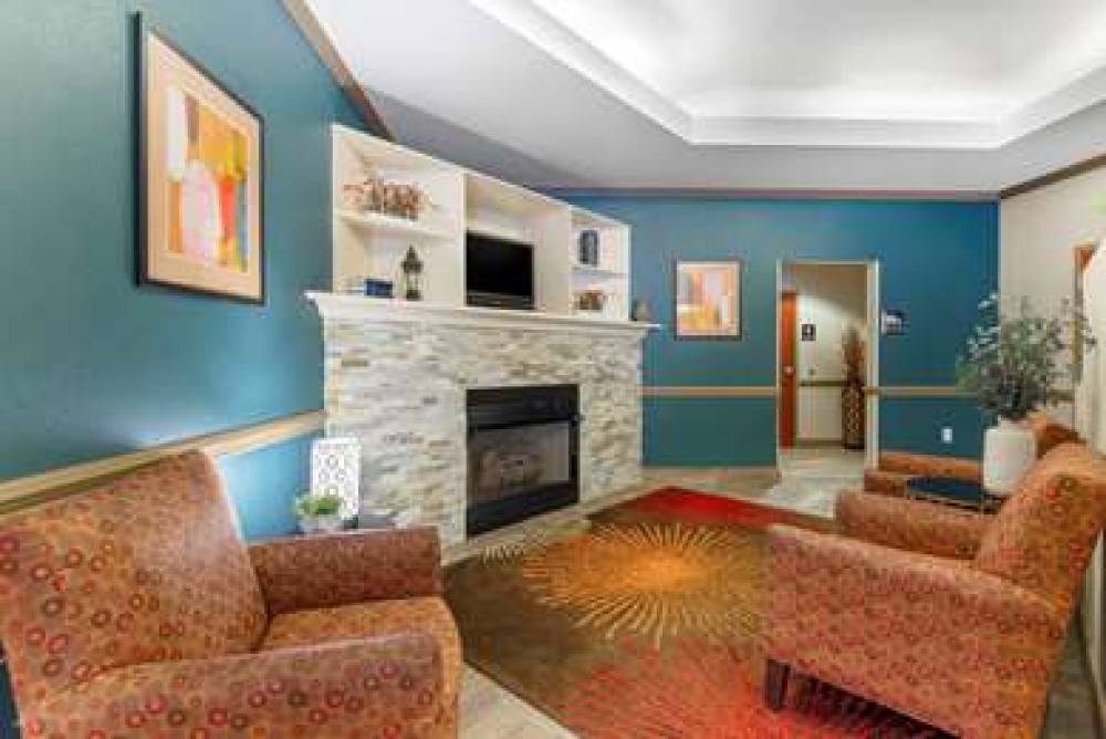 Best Western Plus Suites-Greenville 8