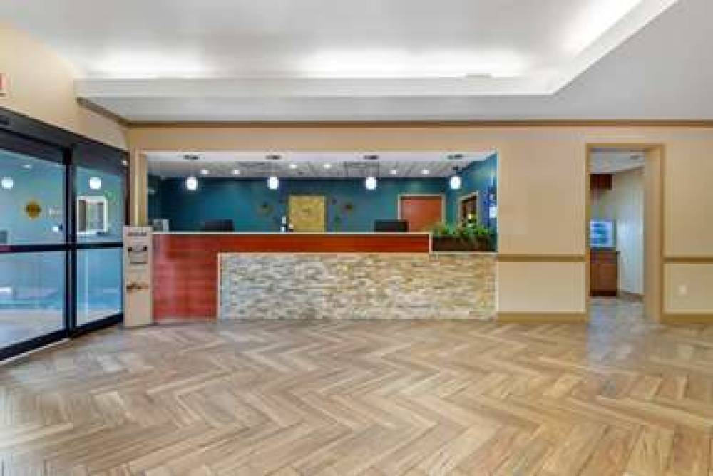 Best Western Plus Suites-Greenville 7