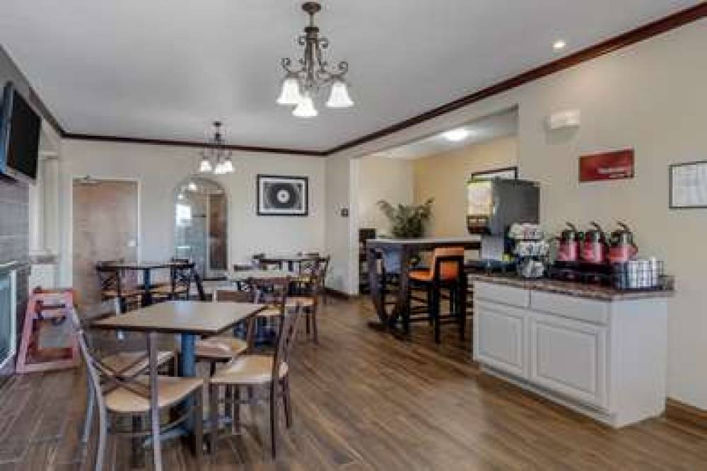 Best Western Plus Sweetwater Inn & Suites 4