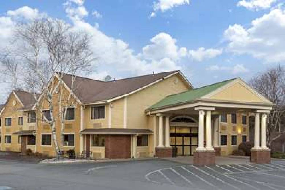 Best Western Plus The Inn At Sharon/Foxboro 2