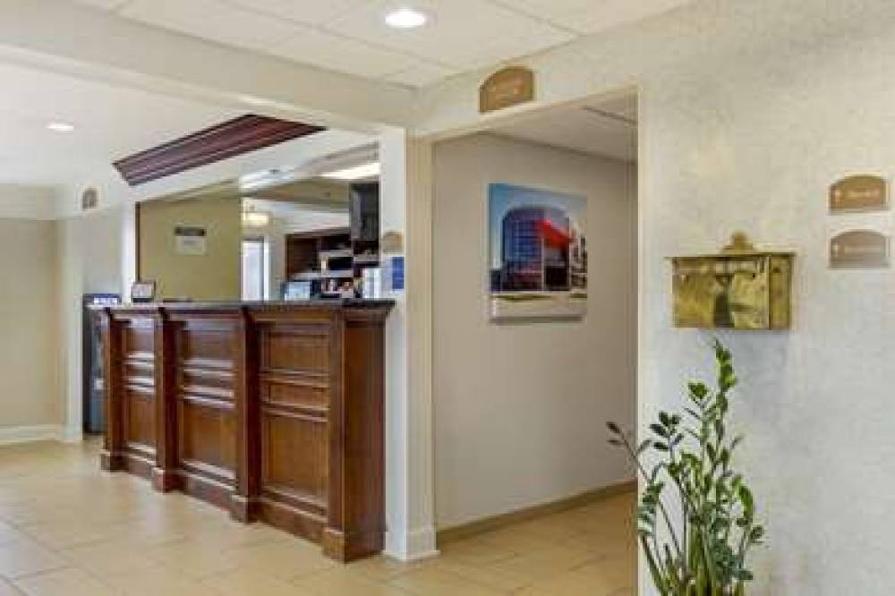 Best Western Plus The Inn At Sharon/Foxboro 7