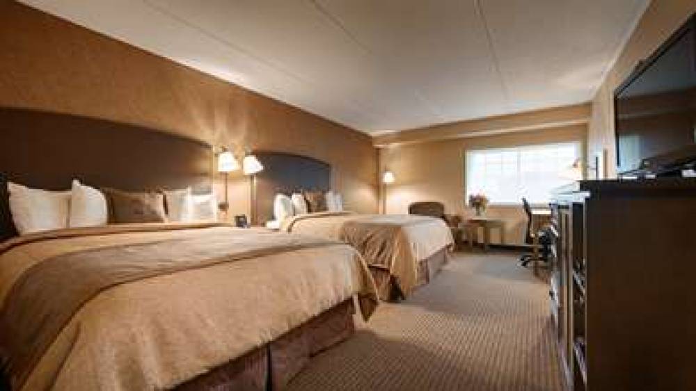 Best Western Plus The Normandy Inn & Suites 9