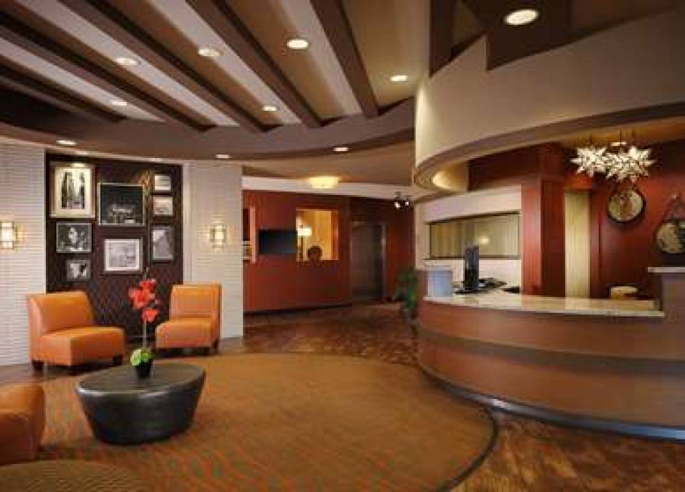 Best Western Plus Tupelo Inn & Suites 8