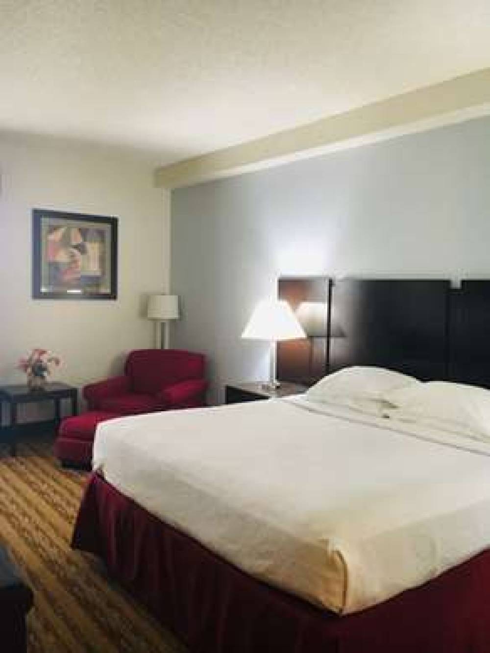 Best Western Plus Universal Inn 5