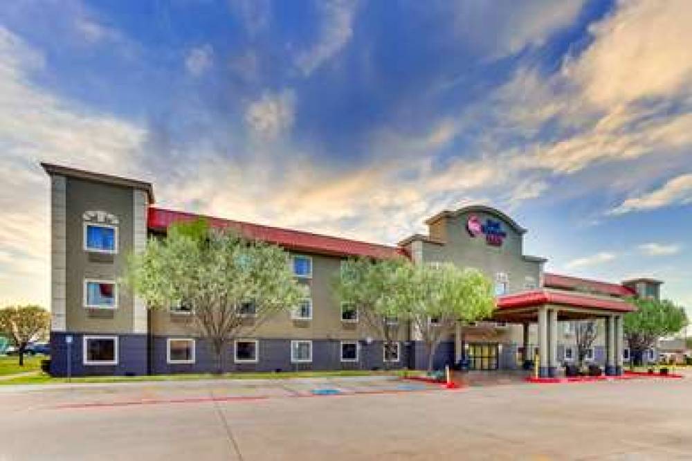 Best Western Plus University Inn & Suites