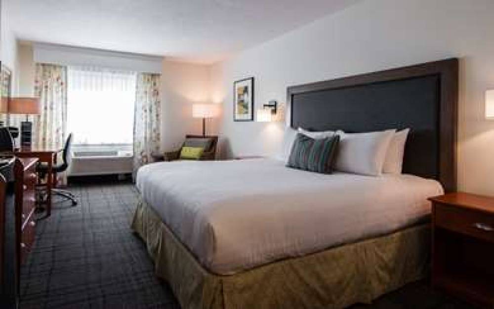 Best Western Plus University Park Inn & Suites 10