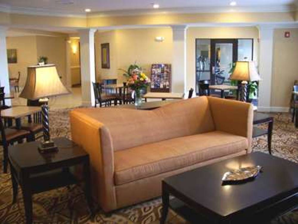 Best Western Plus Valdosta Hotel & Suites 7