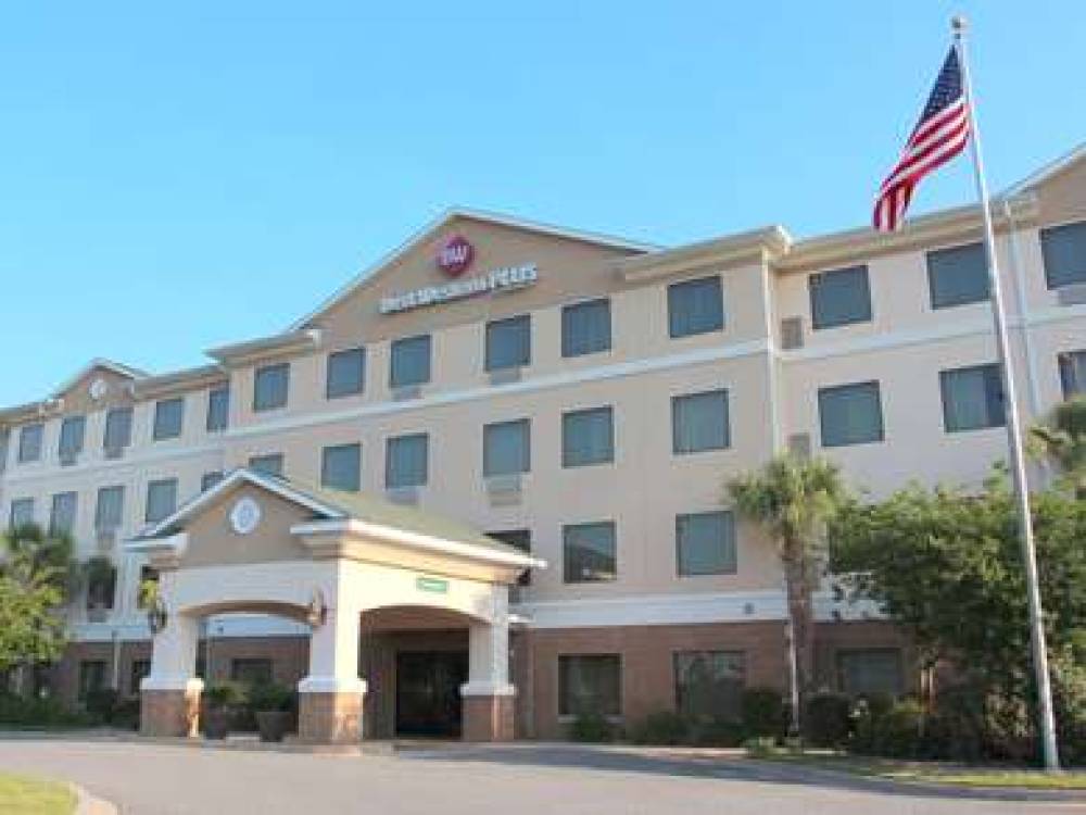 Best Western Plus Valdosta Hotel & Suites 1