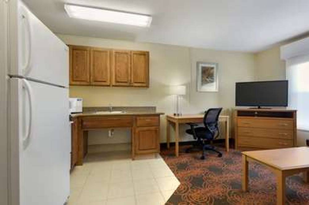 Best Western Plus Waco North 7