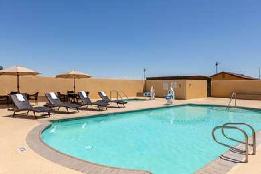 Best Western Plus Wasco Inn & Suites 3