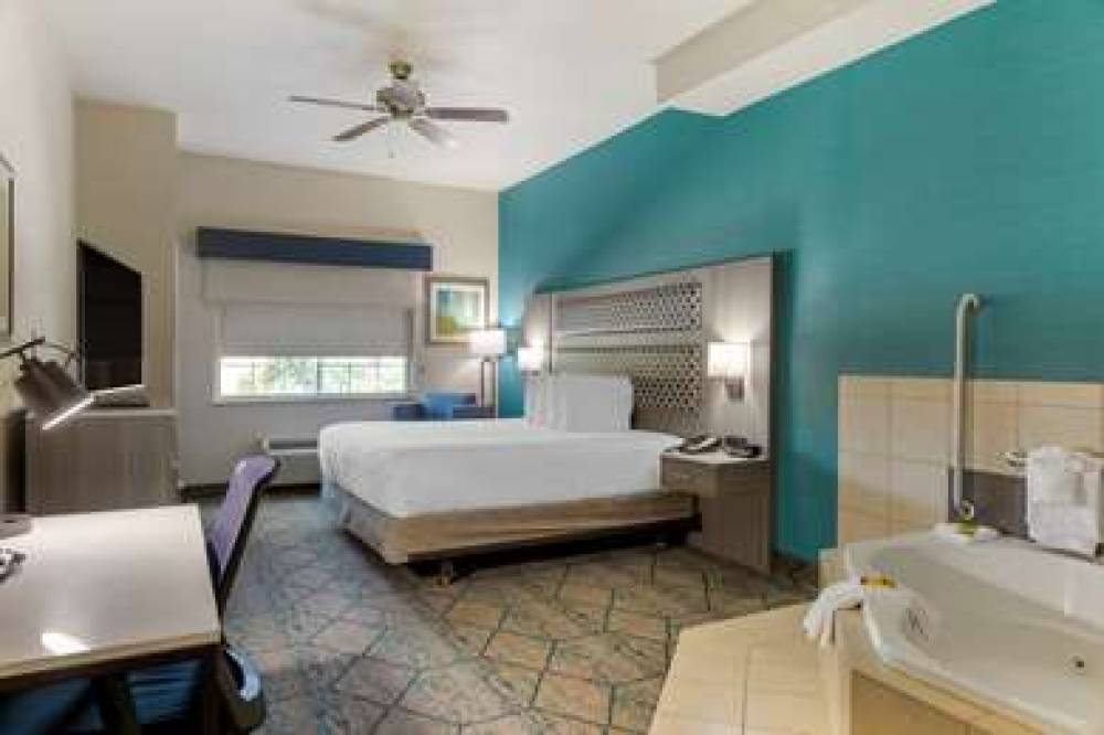 Best Western Plus Wasco Inn & Suites 5