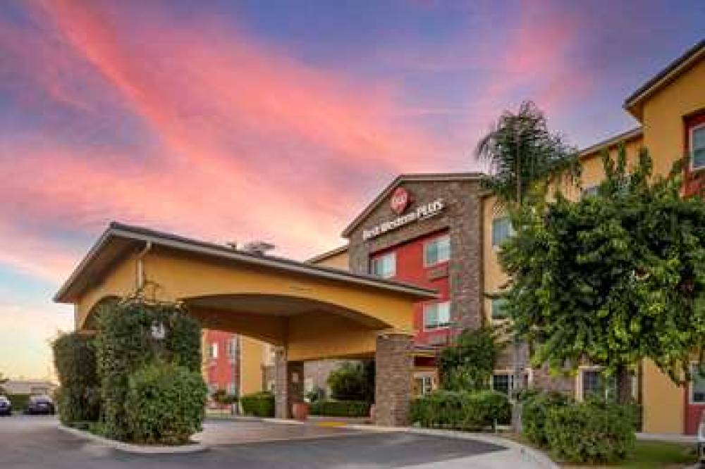 Best Western Plus Wasco Inn & Suites 1