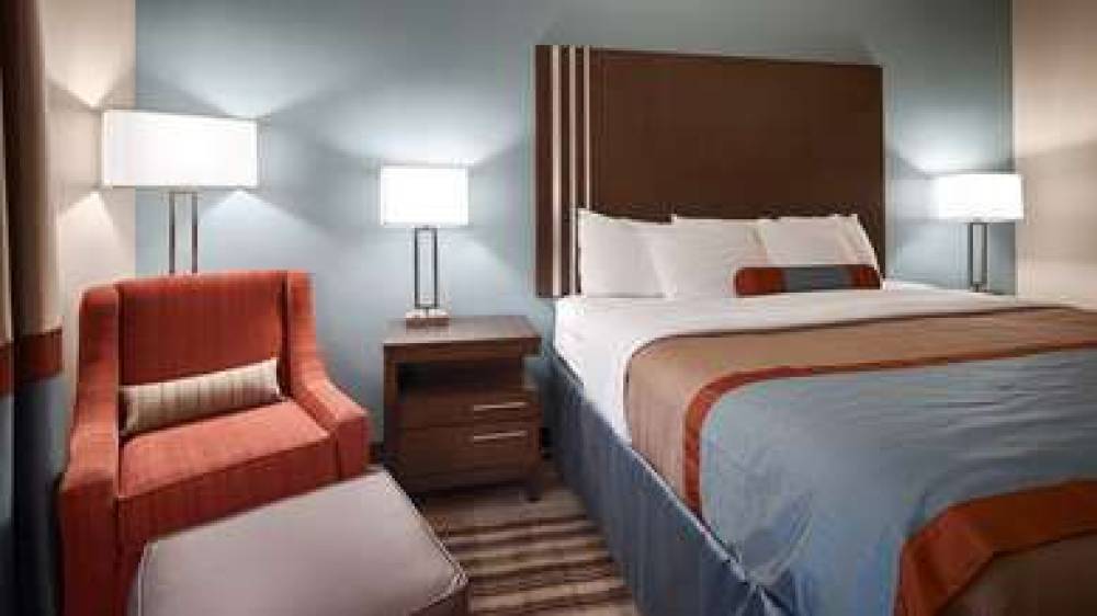 Best Western Plus Washington Hotel 4