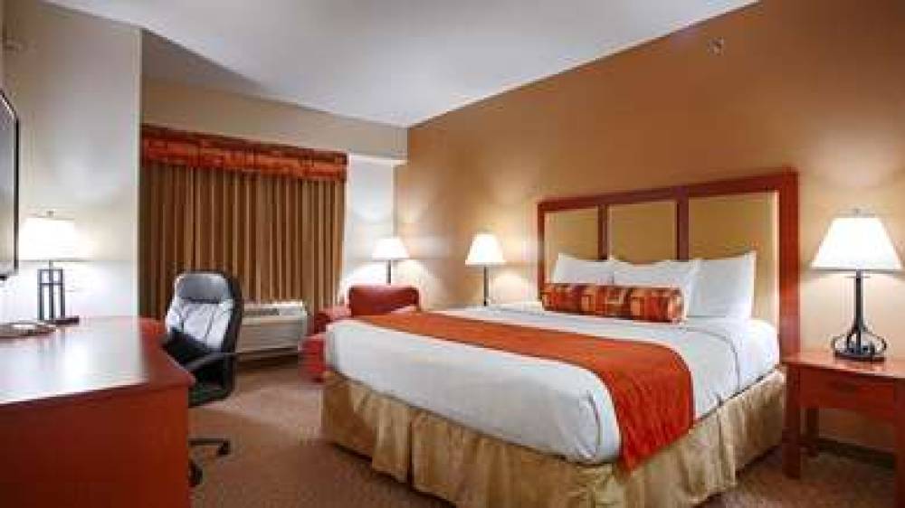 Best Western Plus Waxahachie Inn & Suites 4