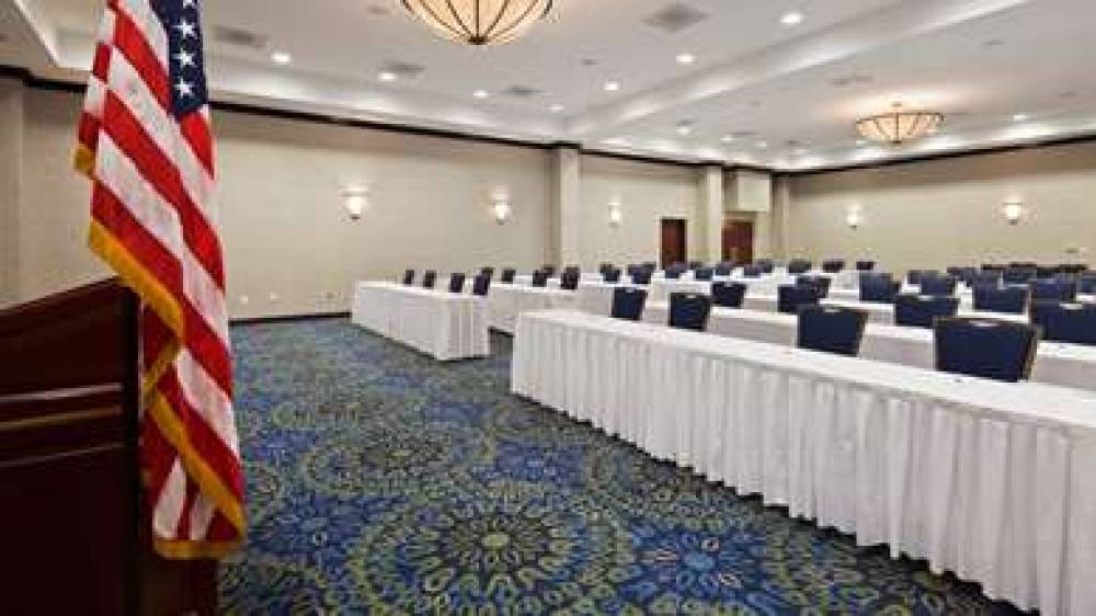 Best Western Plus Waynesboro Inn & Suites Conference Center 10