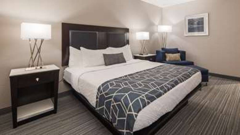 Best Western Plus Wilkes Barre-Scranton Airport Hotel 10