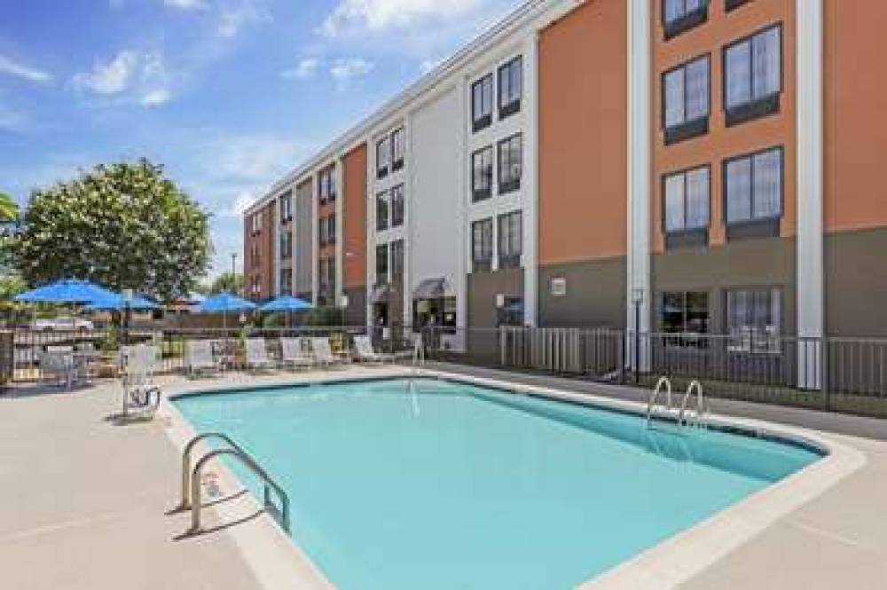 Best Western Plus Wilmington/Wrightsville Beach 3